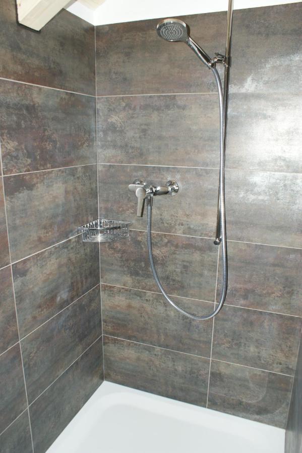 L'Hotat Di Loup Bed & Breakfast Courtedoux Bagian luar foto